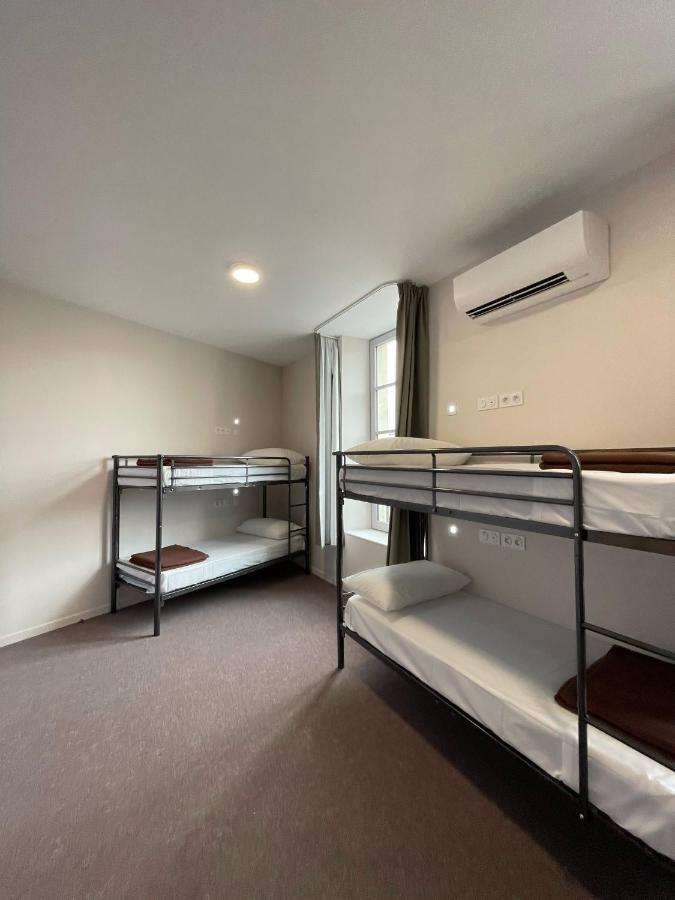 Hostel Flamingo Nimes Gare Centre Exterior foto